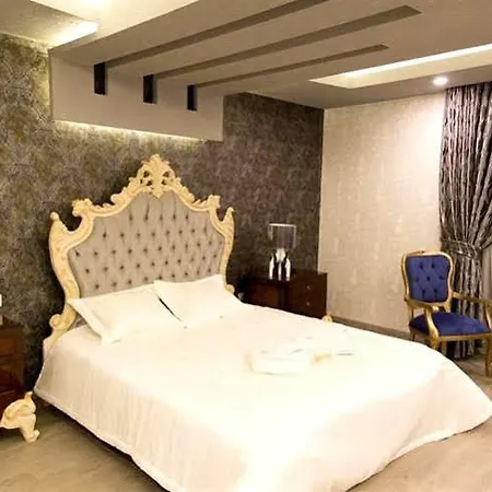 Carmina Hotel 3*