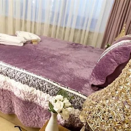 Hotel Carmina 3*
